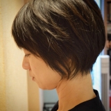 一見シンプルなショートボブ☆